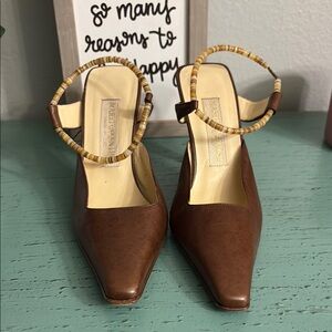 Elegant Brown Women's Mario ValentinoShoes SZ 35.5 EUR